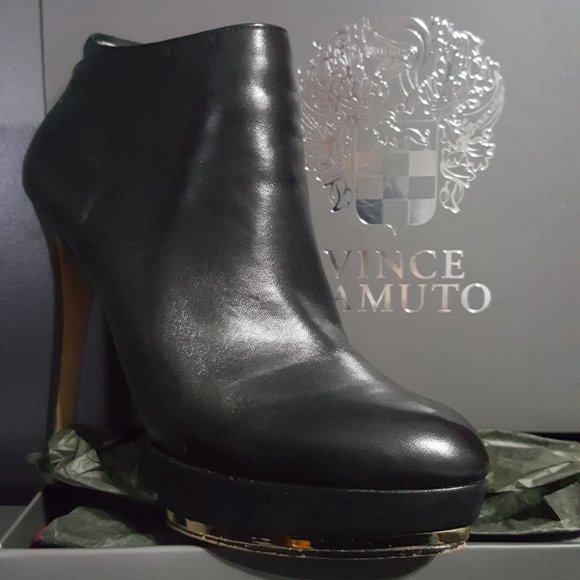 Vince Camuto -VC-Dira - Picture 1 of 10